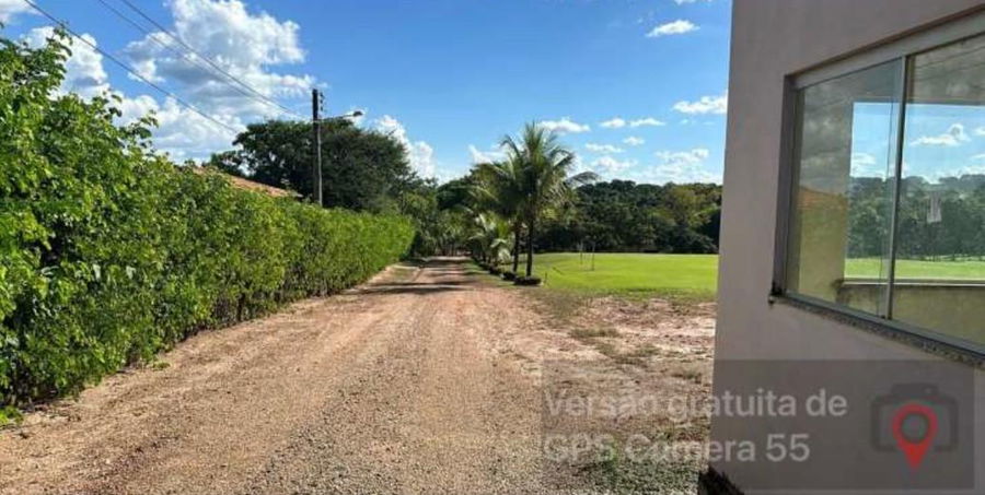 Chácara Conquista com Benfeitorias em Pires do Rio-GO