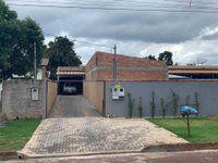Casa aconchegante com 2 quartos, 2 banheiros e 291.65 m² construída, ocupada