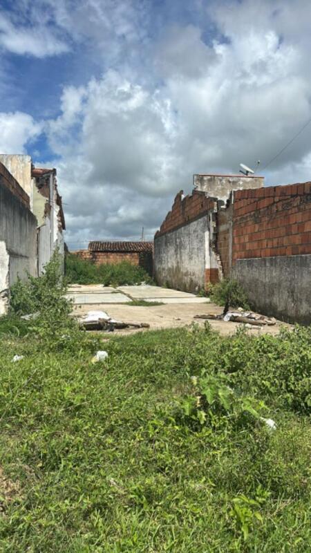 Terreno em Loteamento Jardim Tayna com 125m²
