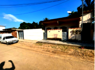Edificações com 2 kitnets 90m² e casa 120m² em terreno 450m²
