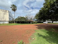Terreno Comercial com Edificações em Araguana/TO