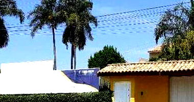 Casa Ocupada com 1 Vaga e Ampla Área em Hortolândia