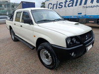 Mitsubishi L200 4x4 GL 2009/2009 com Avarias na Tração Dianteira