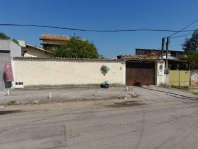 Casa Ocupada em Itaboraí com 3 Quartos e 4 Banheiros