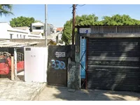 Casa em Leilão com 400m² de Terreno em Vila Silva, São Paulo