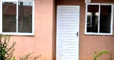 Casa no Condomínio Jardim das Flores com 45,1 m²