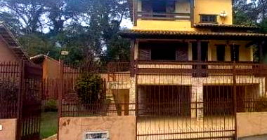 Casa com 3 quartos em Rio das Ostras - RJ