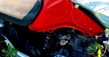 CBX 250 TWISTER - Sucata com Chassi e Motor Danificados