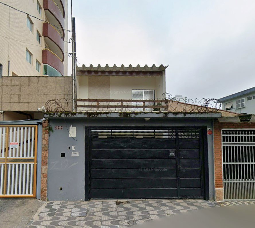 Casa 223m² c/ 5 dormitórios e 3 suítes em Praia Grande