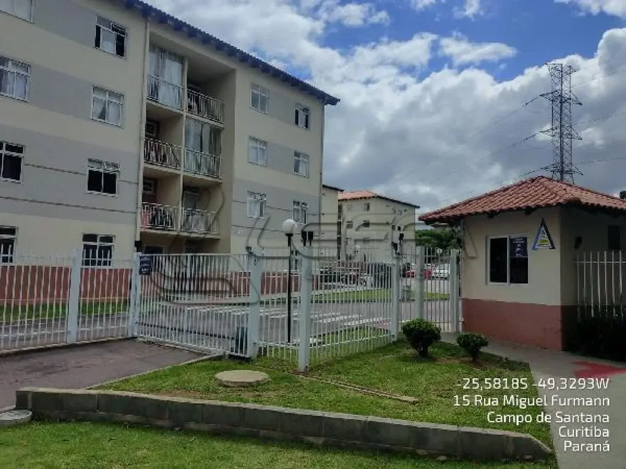 Apartamento com 3 quartos, 2 banheiros e 1 vaga de garagem