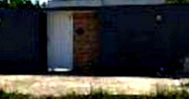 Casa padrão com 3 quartos, 3 banheiros, 1 sala, varanda, 82.72m² construída, ocupada