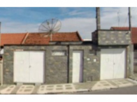 Casa com 3 quartos, 173m² construídos, desocupada