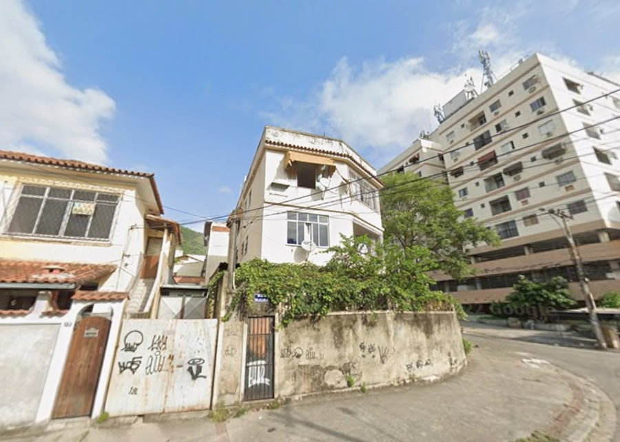 Apartamento com 132m², 1 quarto, 1 banheiro