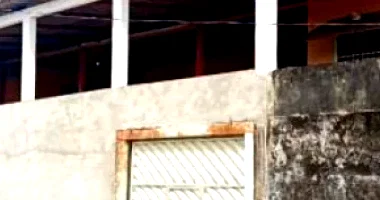 Casa Ocupada com 342,56m² Construídos