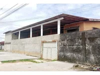 Casa Ocupada com 342,56m² Construídos