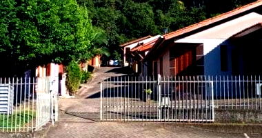 Casa em Condomínio Desocupada com 2 Quartos em Igrejinha