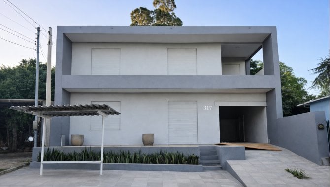 Casa com 282 m² de área construída, ocupada, no bairro Campestre
