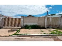 Casa com 47,85m² construída em terreno de 189,61m², imóvel