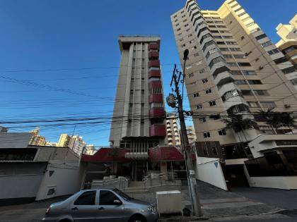 Apartamento com 3 quartos e 3 banheiros em Goiânia
