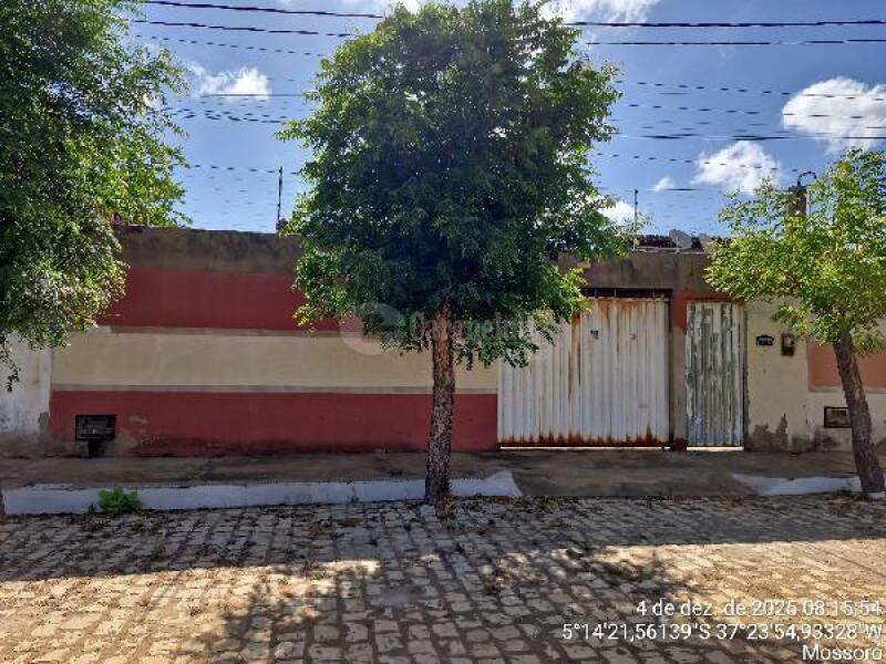 Casa com 2 quartos, 2 banheiros e 58,6m² em Mossoró/RN