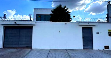Casa em Batalha/PI com 4 quartos e 1 vaga