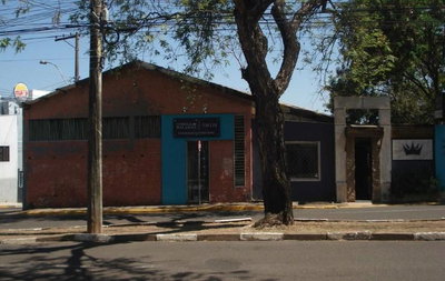 Prédio industrial com 1.400 m² de área construída
