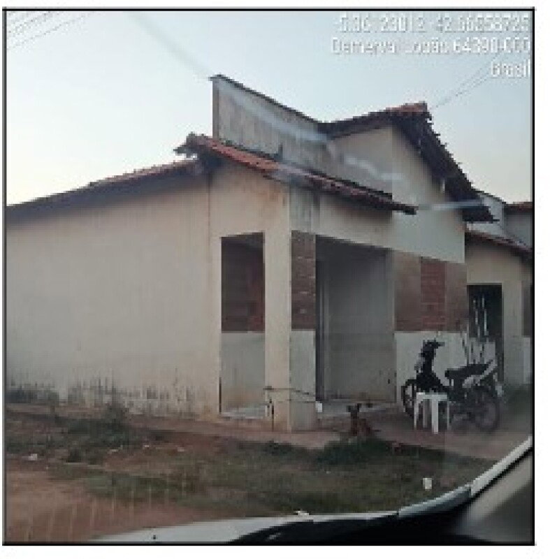 Casa com 2 quartos, varanda e 58,5m² em Demerval Lobão