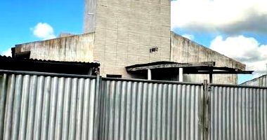 Casa com 3 quartos, 2 banheiros, 1 vaga, 61.87m², ocupada