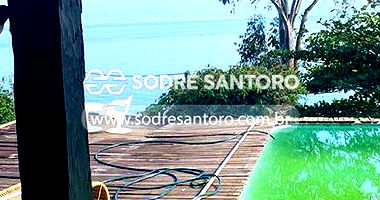 Casa Desocupada com Vista Privilegiada em Ilhabela