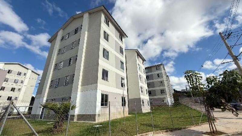 Apartamento com 2 quartos, 1 banheiro e 1 vaga