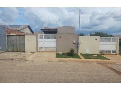 Casa em Condomínio com 2 Quartos e 1 Suíte em Águas Lindas de Goiás