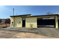 Casa em leilão com 3 quartos e 1 vaga em Unaí/MG