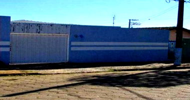 Casa com 3 dormitórios, 3 vagas e 321m² de terreno