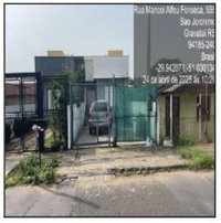 Casa com 60m², 2 quartos, 1 banheiro, vaga e terreno de 150m²