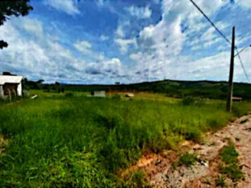 Terreno com 1.000m² no Vale do Sol