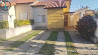 Casa 2 quartos, 1 banheiro, 59.61m² construída, 1 vaga, desocupada