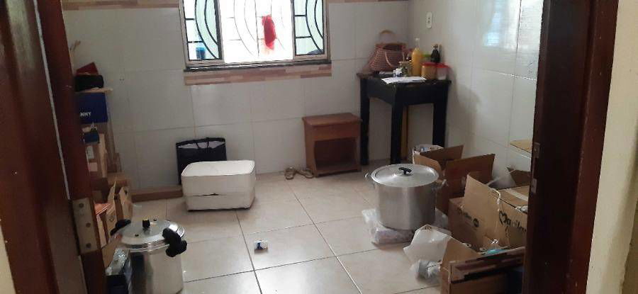 Casa com 3 quartos, 2 banheiros e 2 vagas, 163m² construída