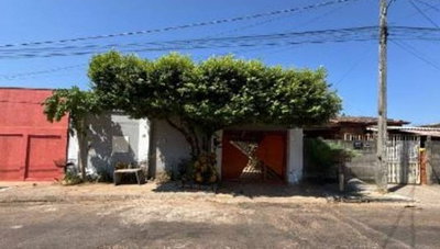 Casa Ocupada com 3 Quartos e 125 m² de Área Construída