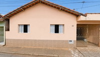 Casa espaçosa com 181 m² e 3 quartos, ocupada