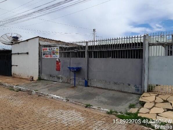 Casa com 2 quartos, 2 banheiros, 86m² área privativa, 1 vaga