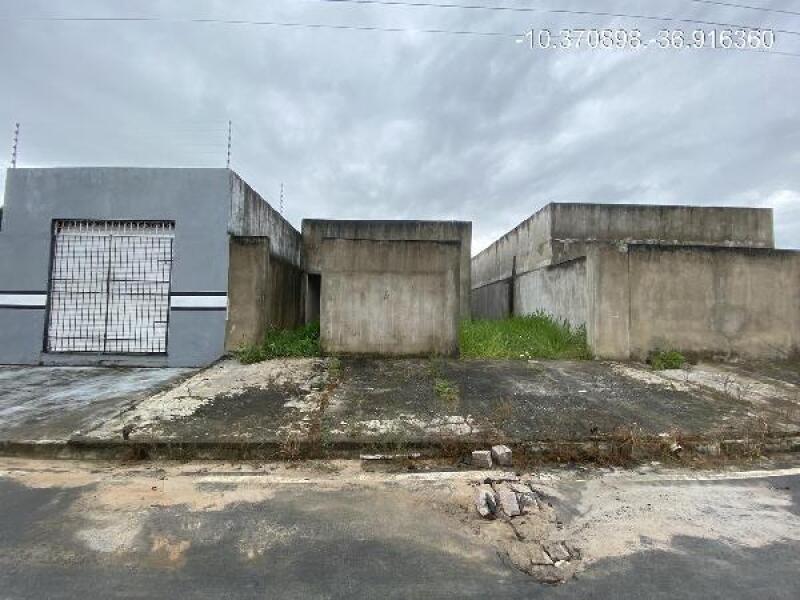 Casa em Malhada dos Bois/SE com 68,98m² de área construída