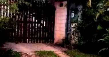 Casa em leilão com 4 quartos e 3 banheiros