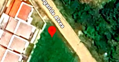 Terreno de 303,58 m²