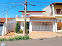 Sobrado 3 Dorms, 2 Banheiros, 250m² em Jaú