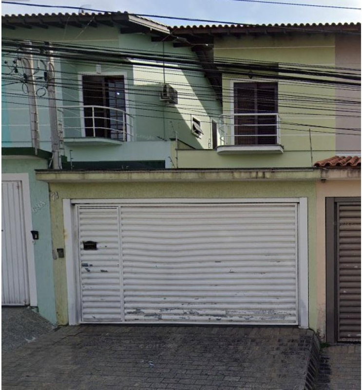 Casa com terreno de 515m² em Osasco, 3 quartos, 2 banheiros, ocupada