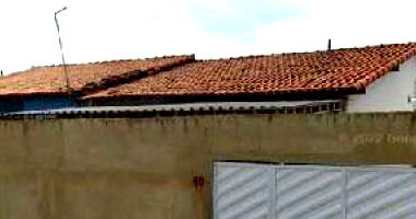 Casa em Nova Iguaçu com 2 Quartos e 68,99m² de Área Construída