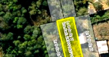 Terreno em Santana de Parnaíba com 563,94m²