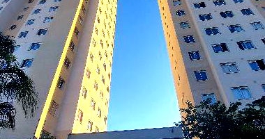 Apartamento 2 quartos com área privativa e serviço