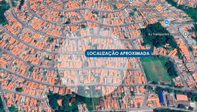 Casa com 50m² em terreno de 125m² - 1 quarto - 1 banheiro