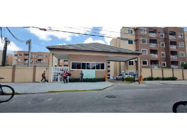 Apartamento com 2 quartos em Eusébio/CE